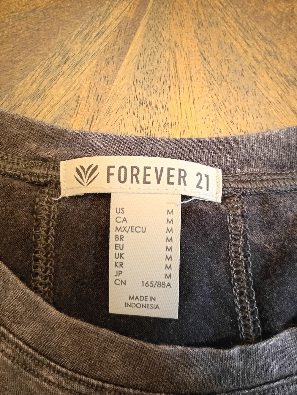 Forever 21 Acid Wash Cropped Tank Top Gray Sleeveless Boxy Fit Women’s Medium - Picture 5 of 5